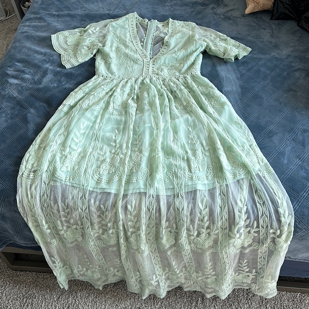 EMBROIDERED DRESS